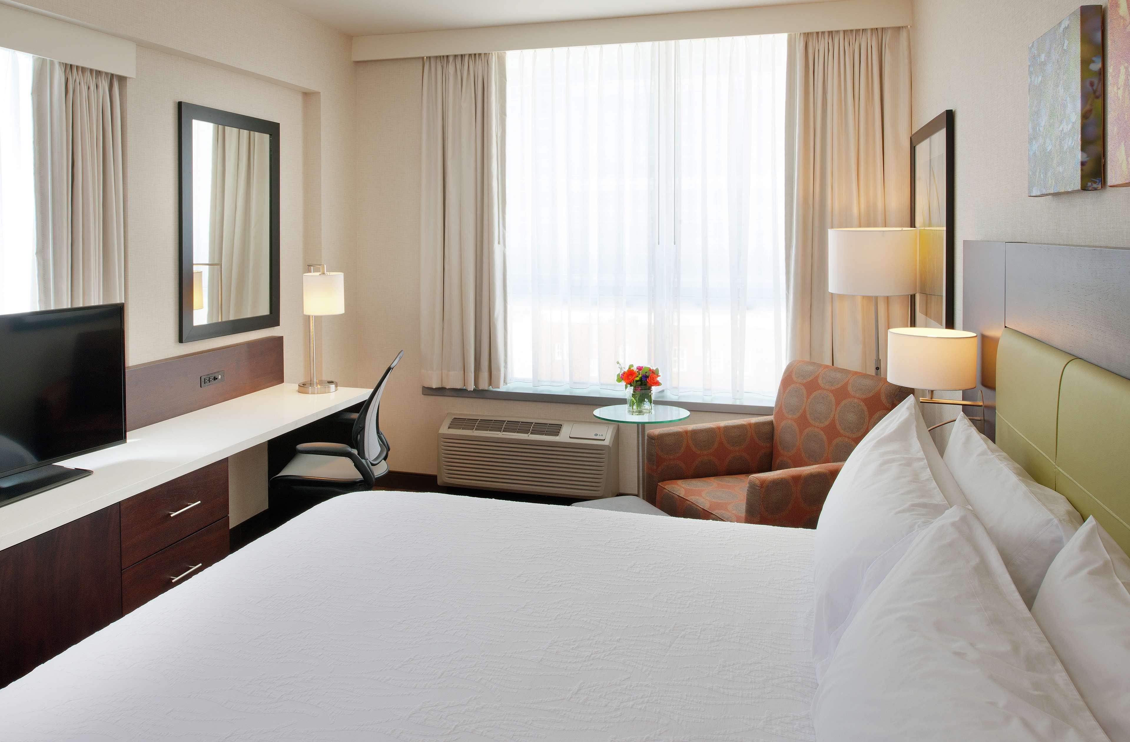 Hilton Garden Inn Pittsburgh Downtown Extérieur photo