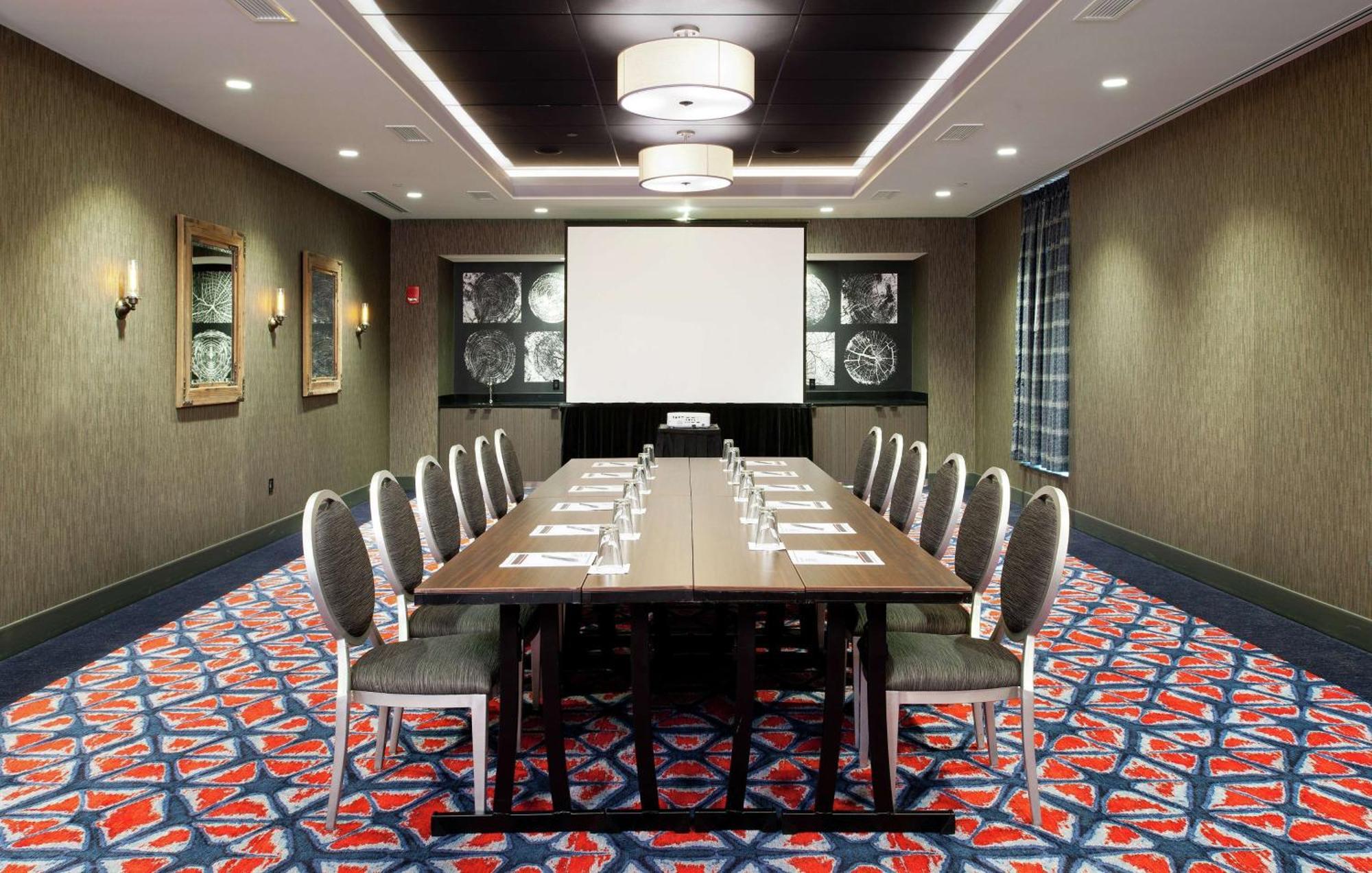 Hilton Garden Inn Pittsburgh Downtown Extérieur photo